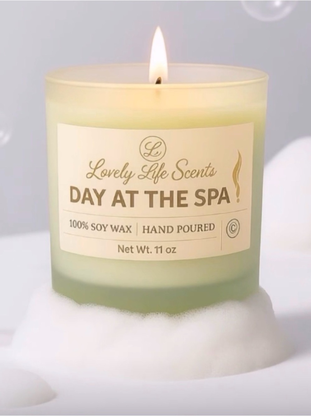 "Day at the Spa" 11 oz Premium Soy Wax Candle, a Cucumber Water & Melon Scent - Picture 6 of 7
